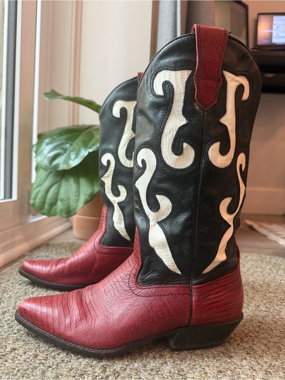 Y2K Red & Black Western Cowboy Boots